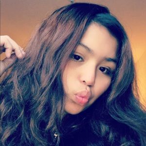 Meet your Posher, Sarahi